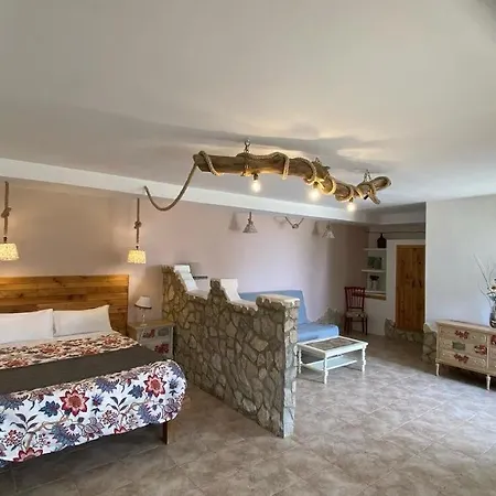 Mirador Grullas Hotell 2*