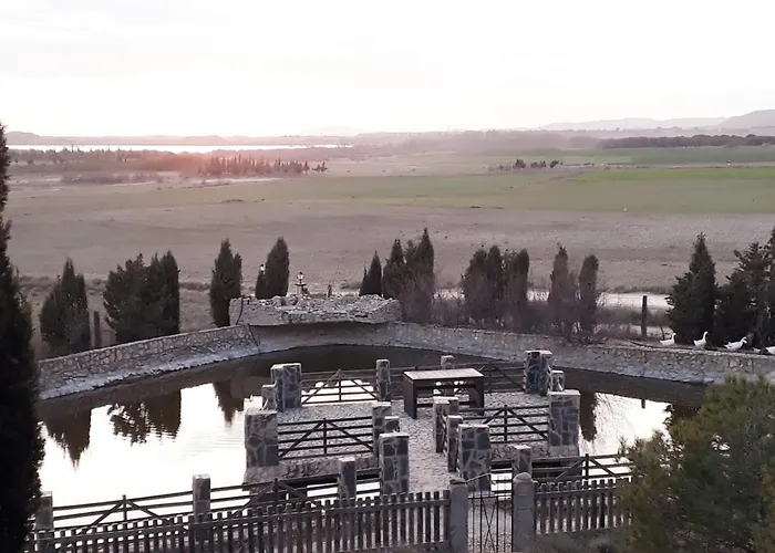 Mirador Grullas Hotell Montmesa